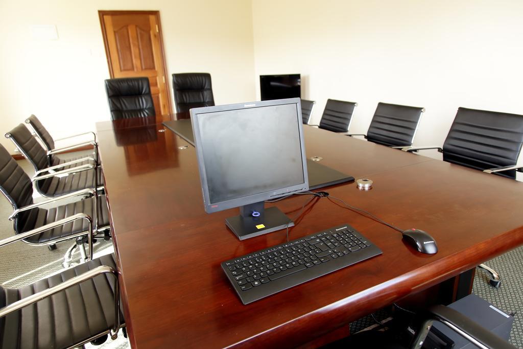 Longview Suites Hotel Nairobi Buitenkant foto
