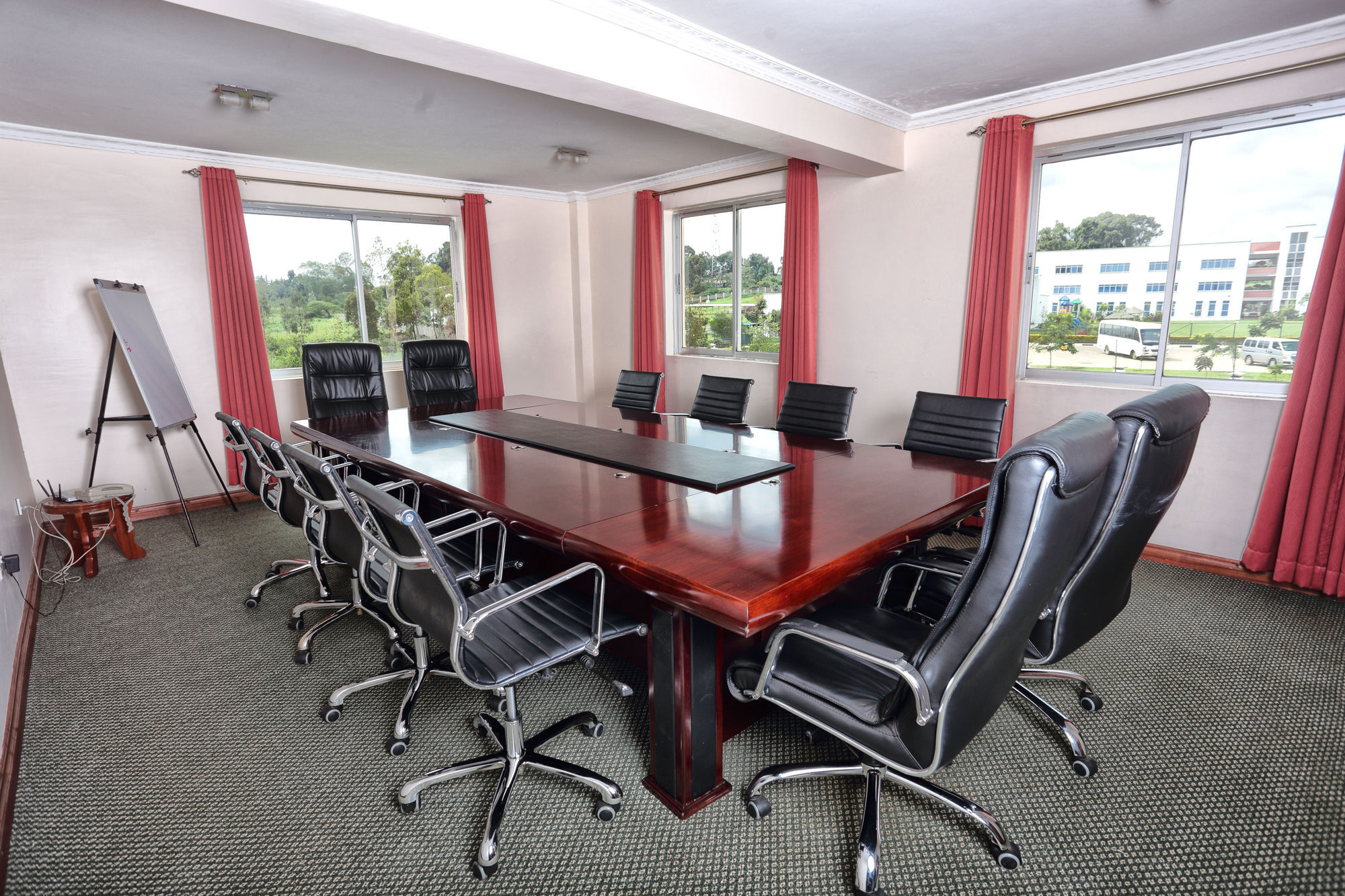 Longview Suites Hotel Nairobi Buitenkant foto