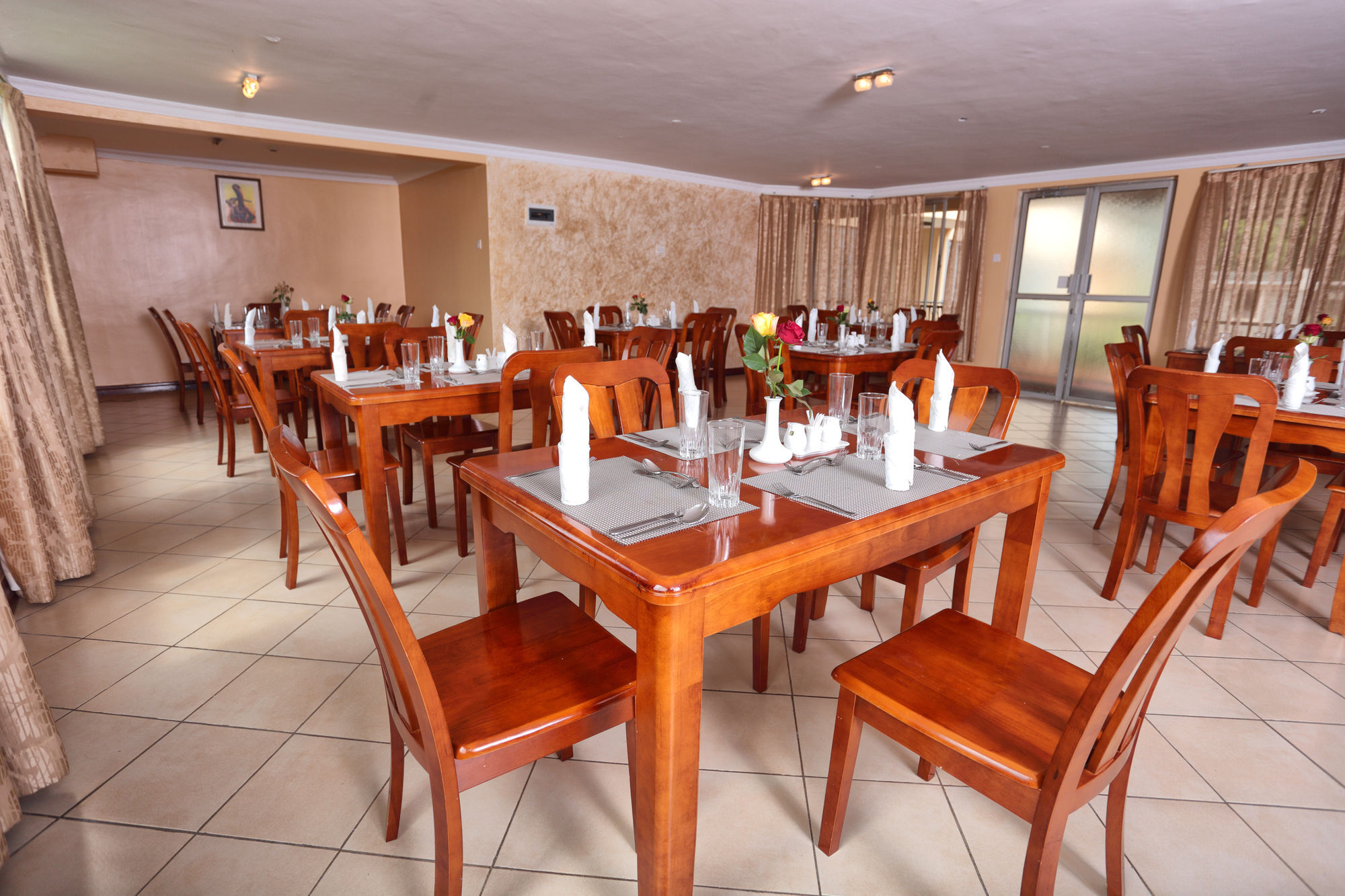 Longview Suites Hotel Nairobi Buitenkant foto